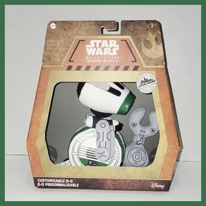 NIP Disney Star Wars Galaxy's Edge Trading Outpost - Customizable D-0